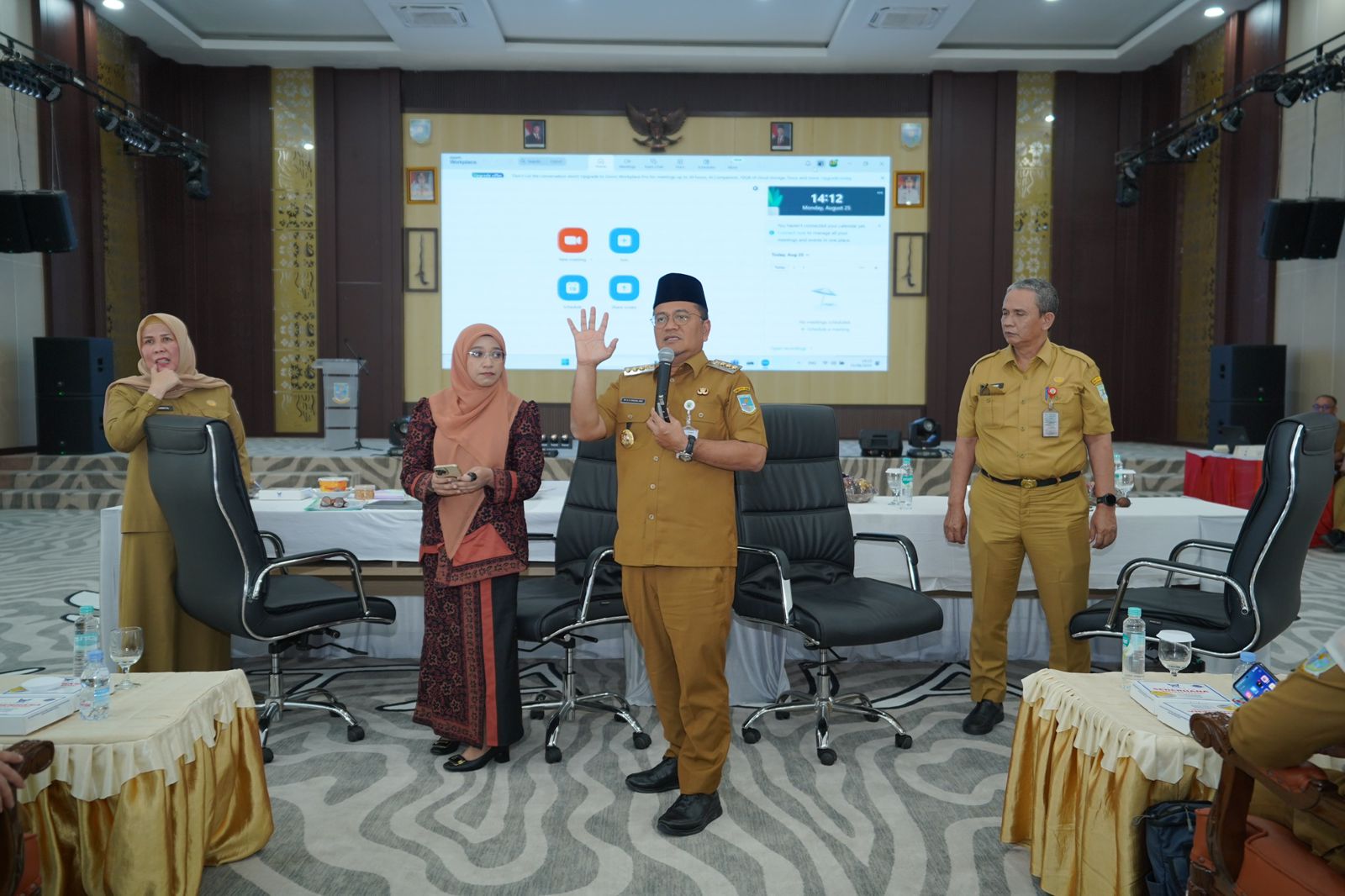 image-content