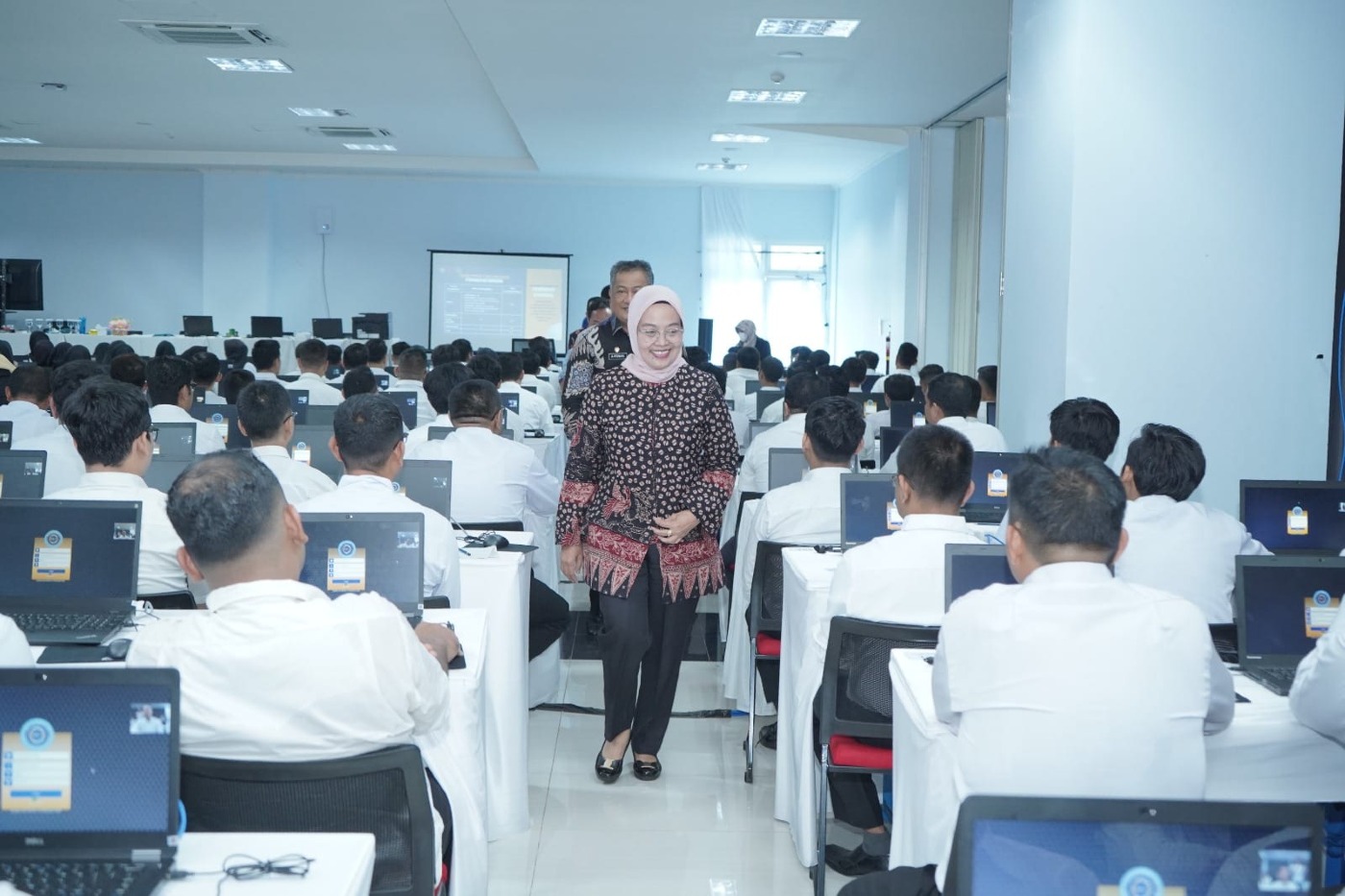 cover Pj. Wali Kota Sri Tinjau Pelaksanaan Seleksi Kompetensi PPPK Kota Jambi