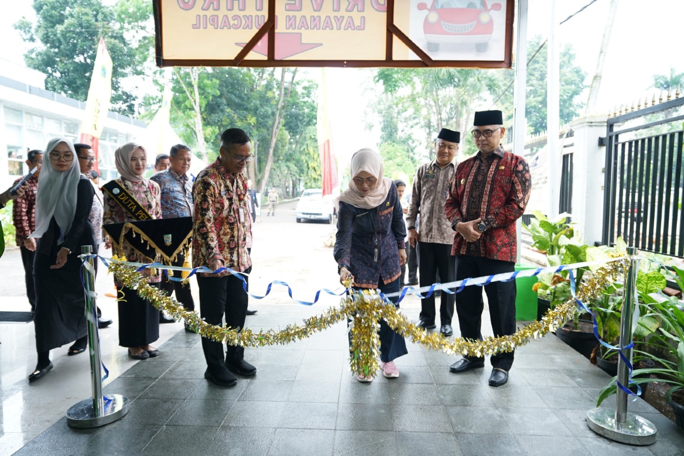 cover Pertama di Jambi, Kota Jambi Kini Miliki Lantatur (Drive Thru) Khusus Layanan Dukcapil