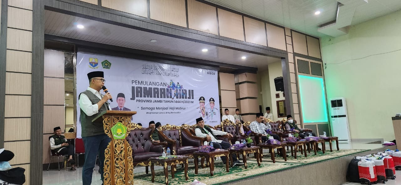 cover Fasha-Maulana Sambut Kepulangan Jemaah Haji Kota Jambi