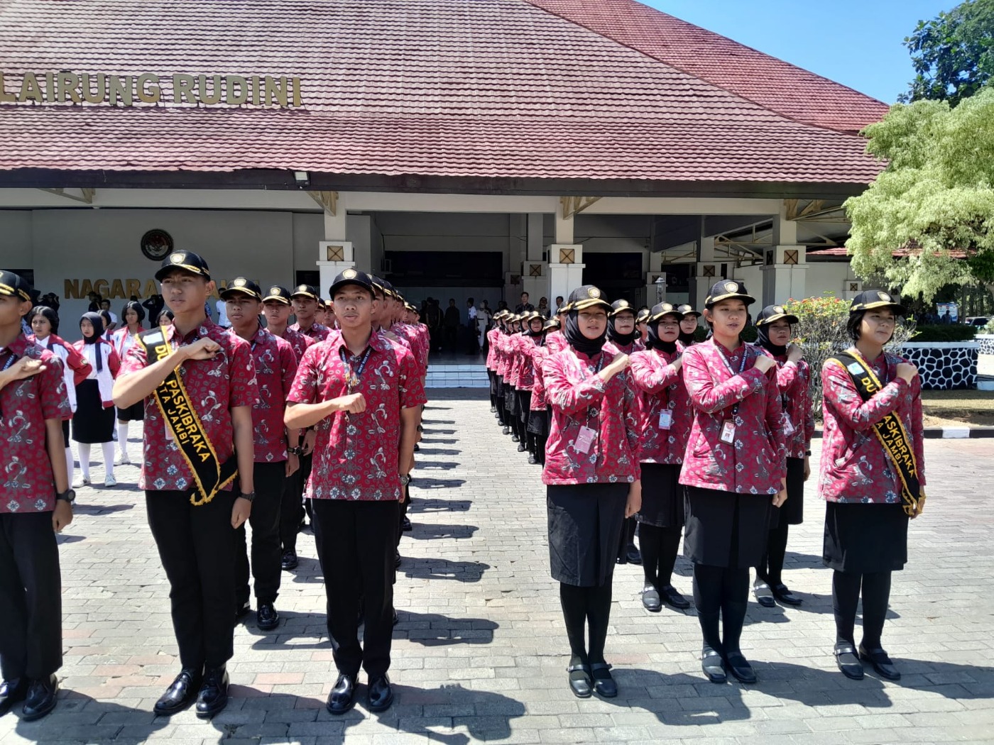 cover Sukses Bertugas di Balaikota, Paskibraka Kota Jambi Ikuti Wawasan Kebangsaan di Bandung