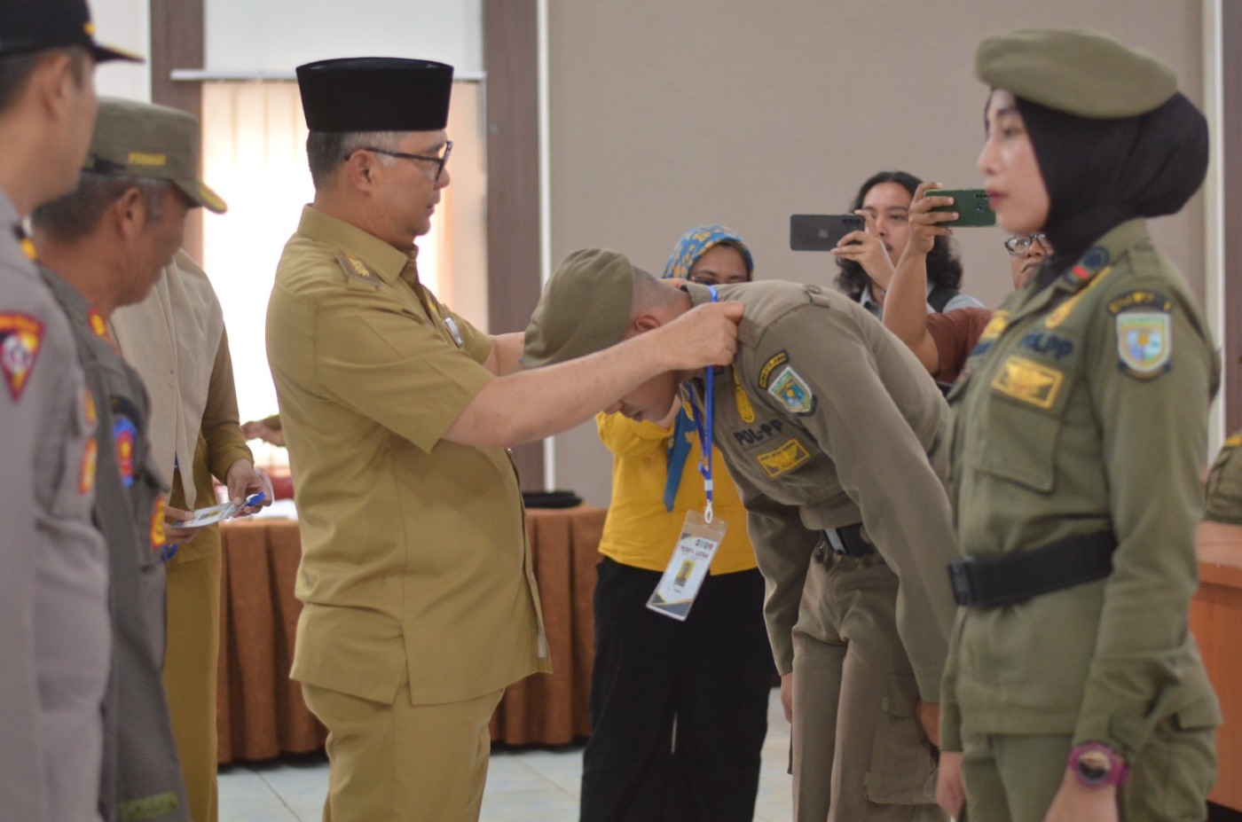cover Tingkatkan Kecakapan Personil, Wali Kota Fasha Buka Latsar FMD Satpol PP Kota Jambi