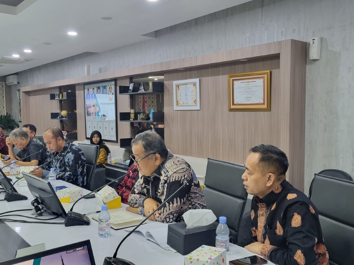 cover Sekda A. Ridwan Presentasikan Program Perluasan Kesempatan Kerja Berbasis Kawasan di Kemenaker