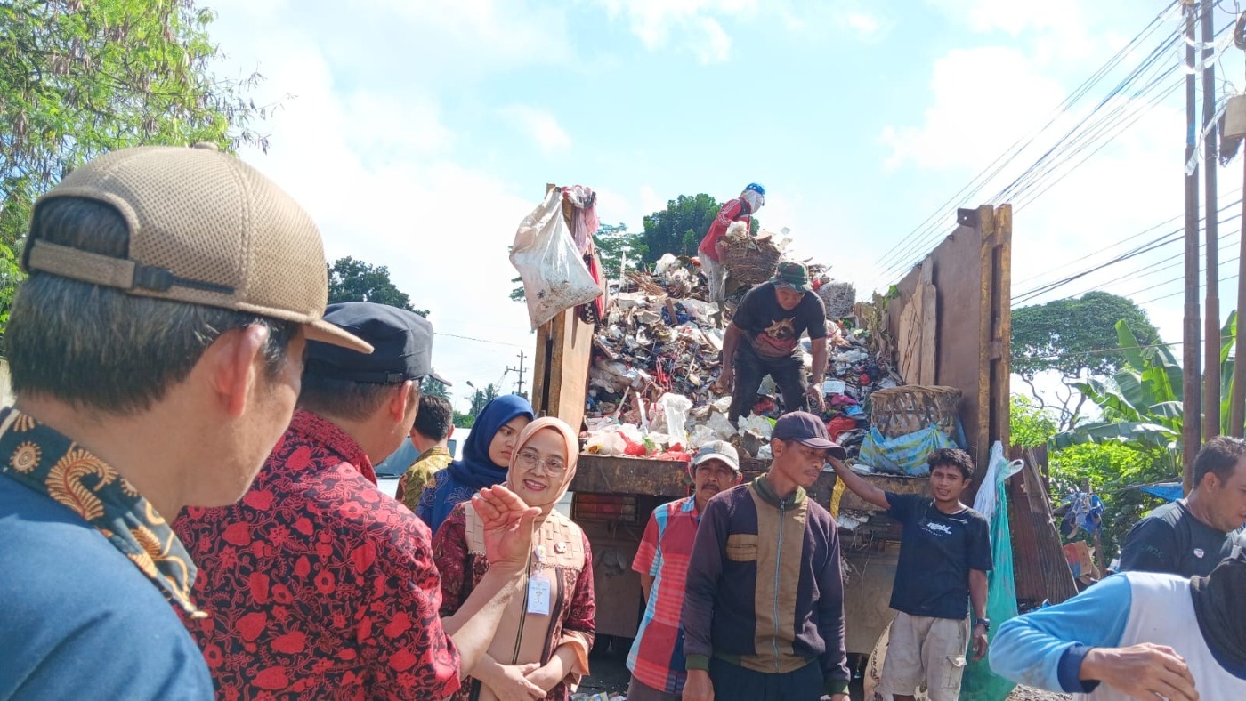 cover Pasca Libur Lebaran, Pj. Wali Kota Jambi Sidak Kebersihan Kota