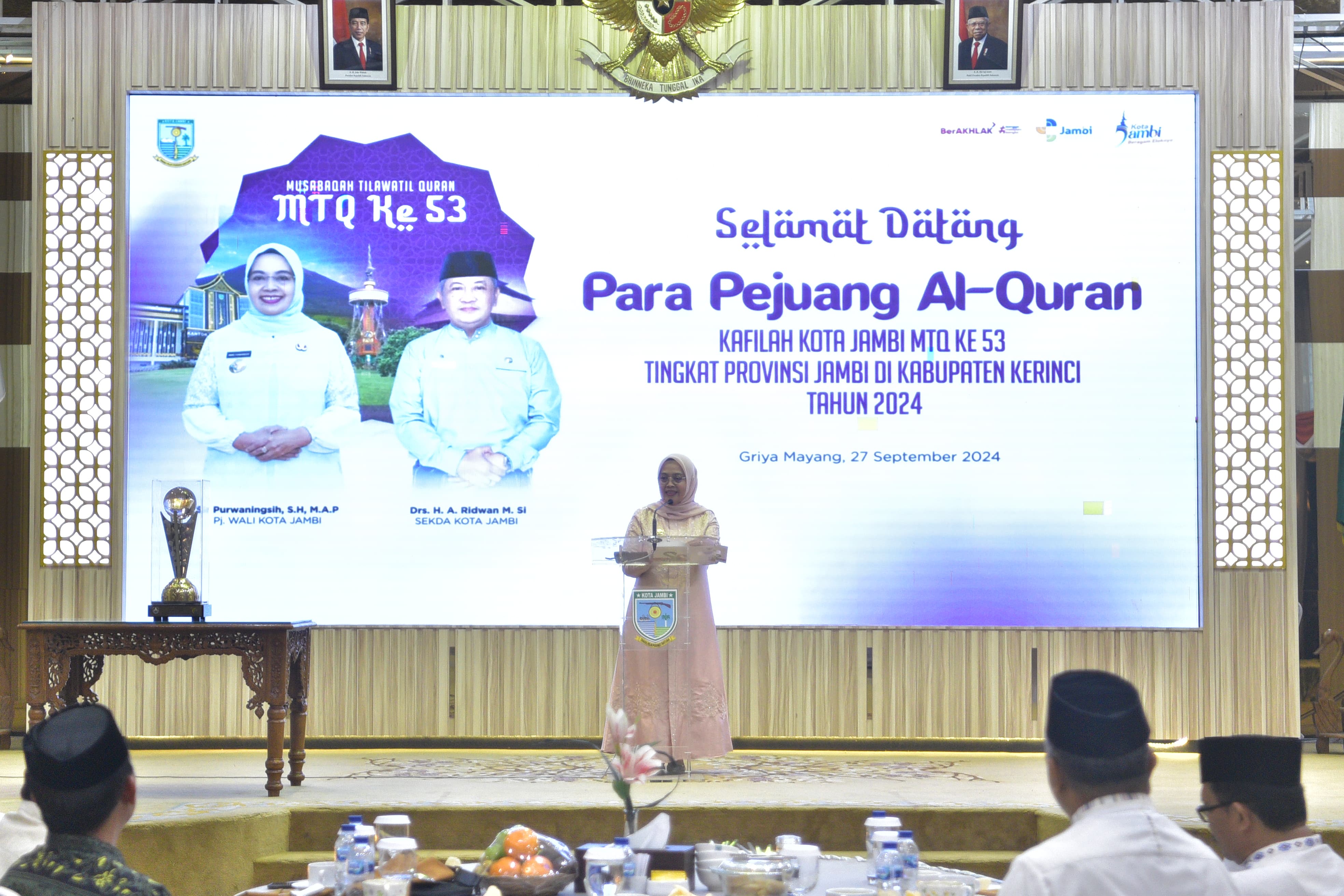 image-content