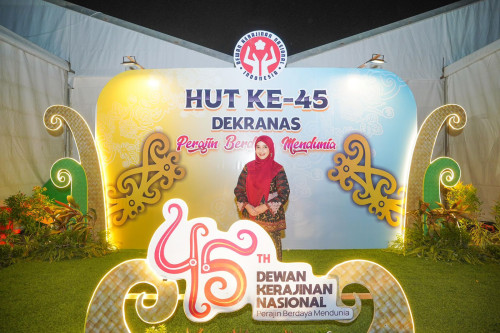 cover Ketua Dekranasda Kota Jambi Hadiri HUT ke-45 Dekranas, Dorong Perajin Lokal Tembus Pasar Global