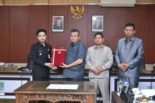 cover Pendapatan Daerah Naik, Belanja Terkendali : Pemkot Jambi Sampaikan KUA-PPAS Perubahan