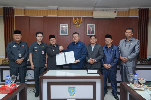 cover Nota Kesepakatan KUA-PPAS Perubahan 2025 Diteken, Maulana: "Untuk Pembangunan yang Lebih Terarah dan Responsif"