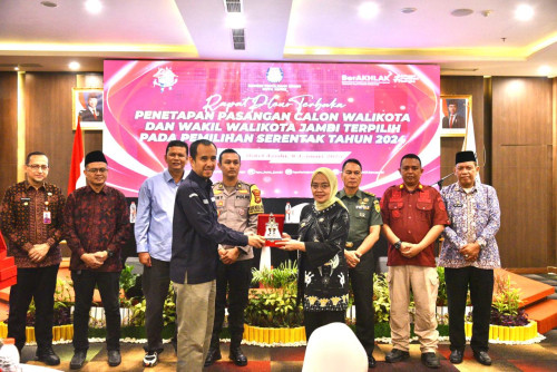 cover Pj Wali Kota Jambi Hadiri Pleno KPU Penetapan Wali Kota dan Wakil Wali Kota Jambi Hasil Pilkada Serentak Tahun 2024