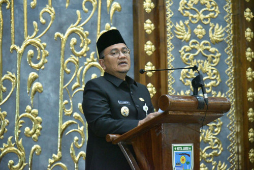 cover Paripurna DPRD, Wali Kota Maulana Tegaskan Komitmen Pemkot Jambi dalam Pembangunan Berkelanjutan