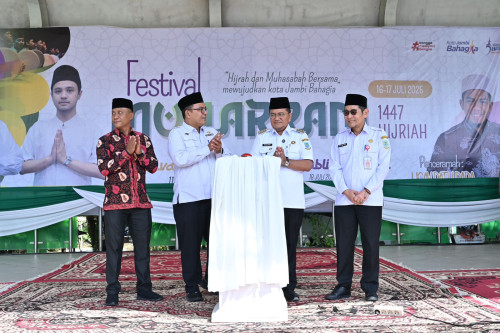 cover Meriah! Wali Kota Maulana Buka Festival Muharram Kota Jambi, Dari Asmaul Husna Hingga Kompangan Diperlombakan