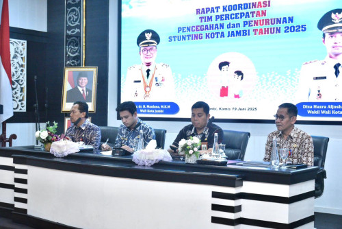 cover Tegaskan Komitmen Bersama, Pemkot Jambi dan Stakeholder Teken Pernyataan Aksi Konvergensi Stunting