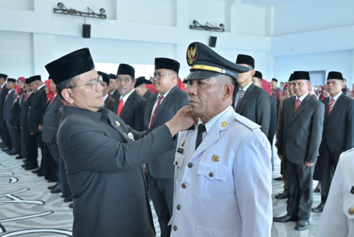 cover Penyegaran Birokrasi Pemkot Jambi : 86 Pejabat Dilantik, Untuk Tingkatkan Kinerja Pelayanan Publik