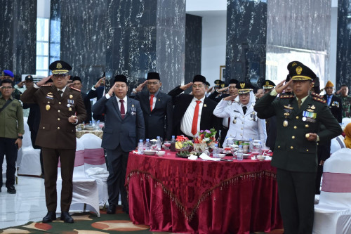 cover Detik-Detik Proklamasi, Pj Wali Kota Jambi Bersama Forkopimda Ikuti Secara Virtual Dari Istana Negara IKN