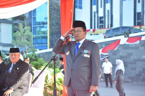 cover Dari Lapangan Kantor Wali Kota, Semangat Pancasila Digelorakan Menuju Indonesia Emas 2045