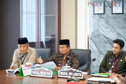 cover Wali Kota Maulana : "Jangan Biarkan Paham Radikal Menyusup Lewat Lembaga Sosial"